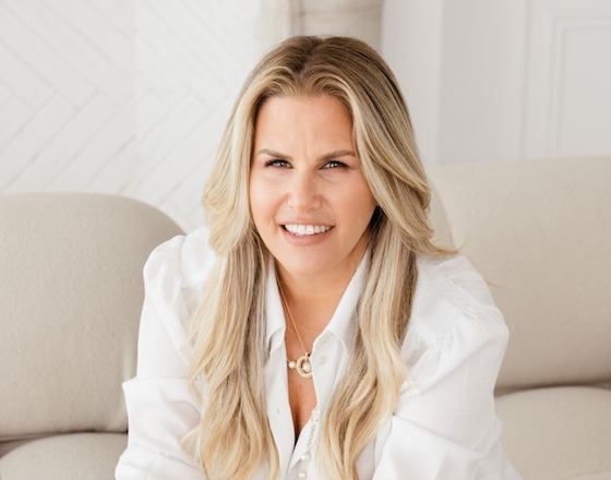 Portrait of Aliette Hernandez Carolan, Esq., founder of The Quick Divorce